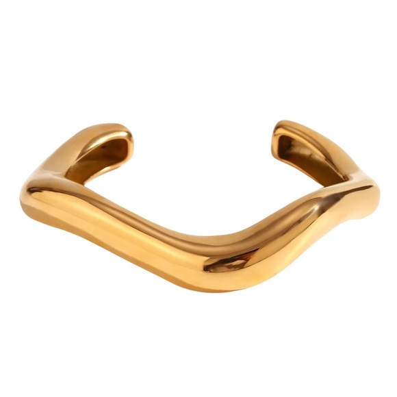 18k Gold Plated Cuff Bracelet - Picture 1 of 3